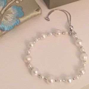 Honora Pearl Bracelet